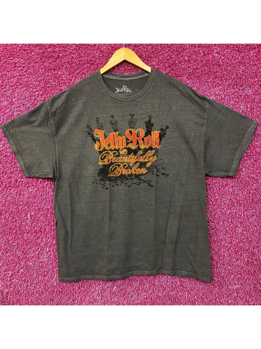 Jelly Roll Beautifully Broken Graphic Album T-shirt XL